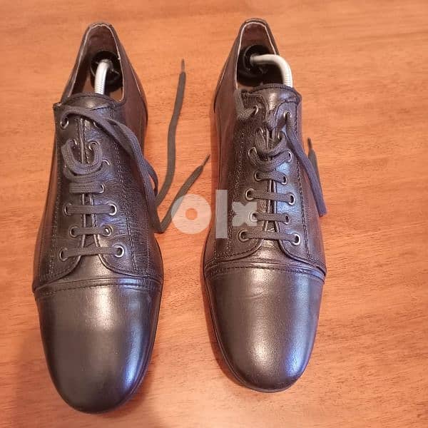 جاكيت ماسيمو دوتي دبل اكس ال لون عسلي حذاءين زارا مقاس ٤٤ وواحد رياضي 8