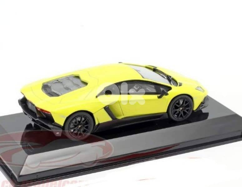 Lamborghini Aventador LP720-(50th Anniversary) diecast car model 1;43. 4