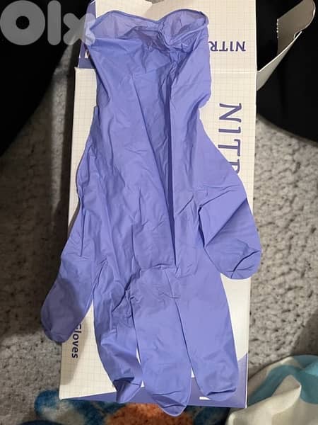NITRILE GLOVES POWDER FREE 100 gloves per box 1