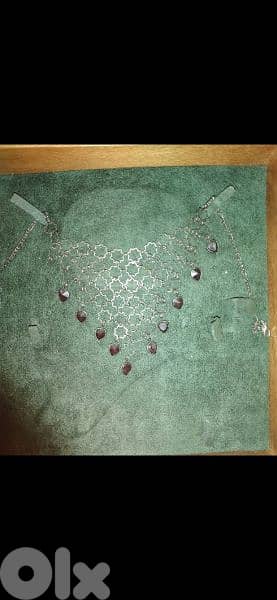 necklace metal with hearts pendants 1=7$ or 3= 15$ 3