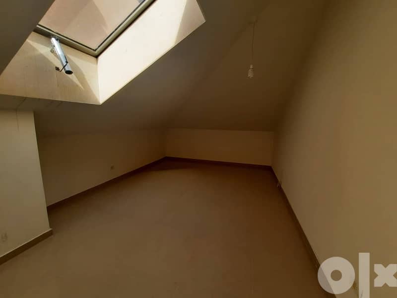 Huge CATCH! 270sqm High-end duplex in Fanar for only 275,000$! 0