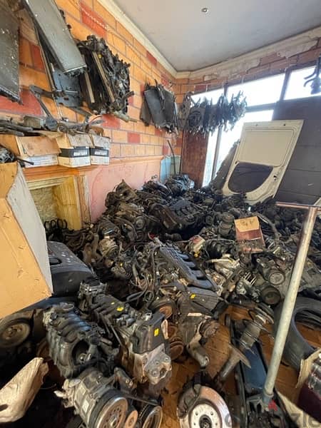 call 03698597 fiat 500 spare parts قطع غيار فيات كل المودلات 6