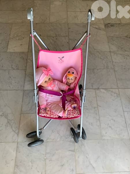 Toy trolley with dolls 0