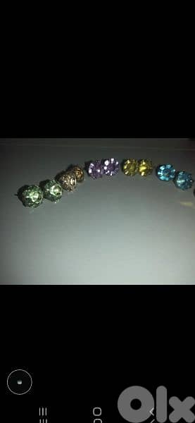 earrings fi kaza lon 7abbe kbire 3=7$ 6