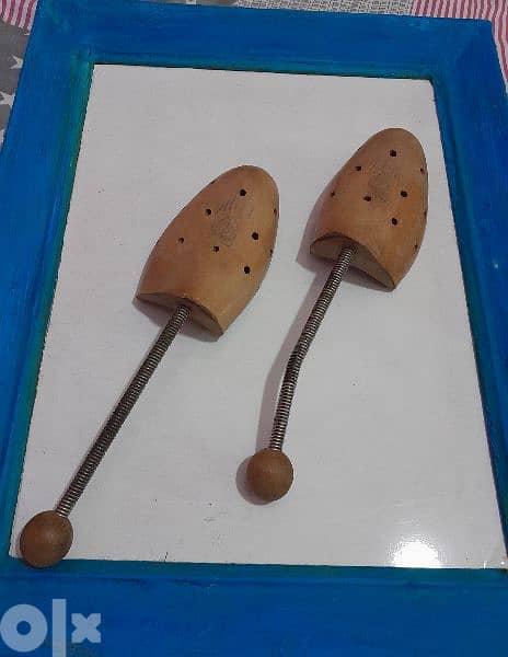 shoe tree authentic 1