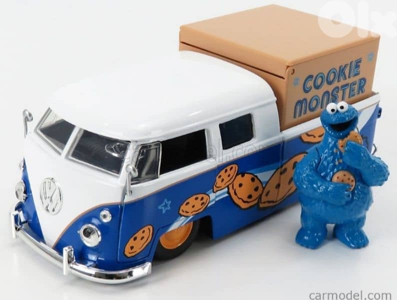 V. W Bus (Sesame Street) diecast car model 1:24. 0