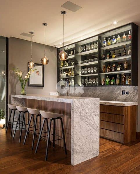 Classic bar - Indoor & outdoor. 10