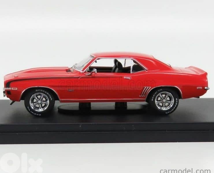 Chevrolet Camaro SS (1969) diecast car model 1;43. 1