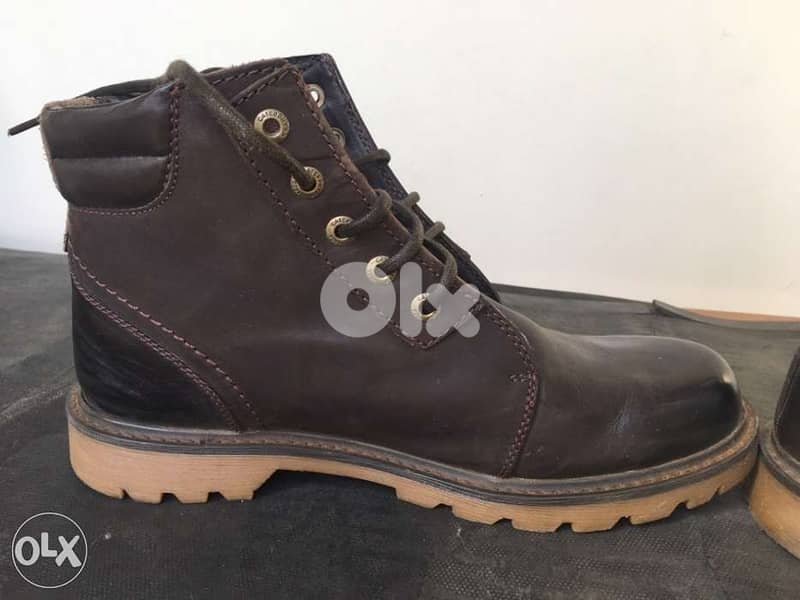 Caterpillar dark brown leather boots size 45 2