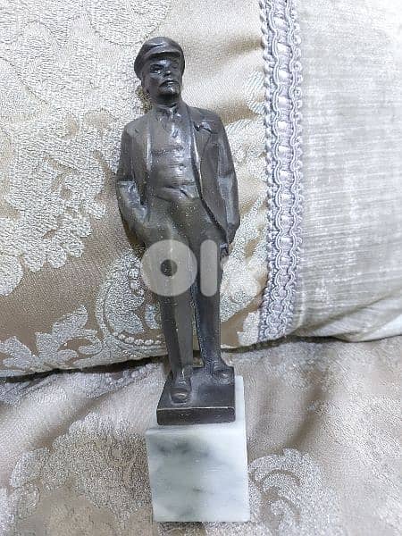 USSR Vladimir Lenin Bronze Statue 20 cm length & 750 grams weight 1