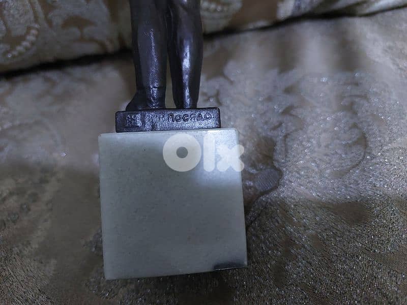 USSR Vladimir Lenin Bronze Statue 20 cm length & 750 grams weight 5