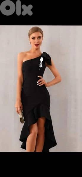 tassel brooch 2 styles all strass  1=7$ or 3=15$ 3