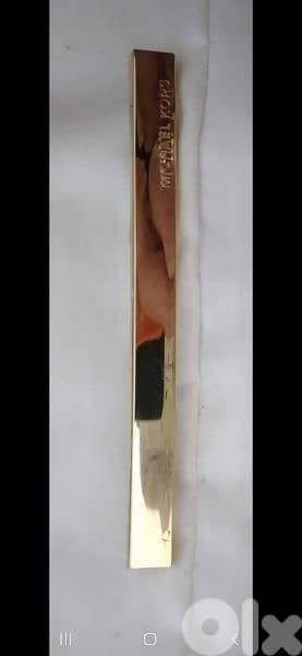 pin brooch gold tone original 8