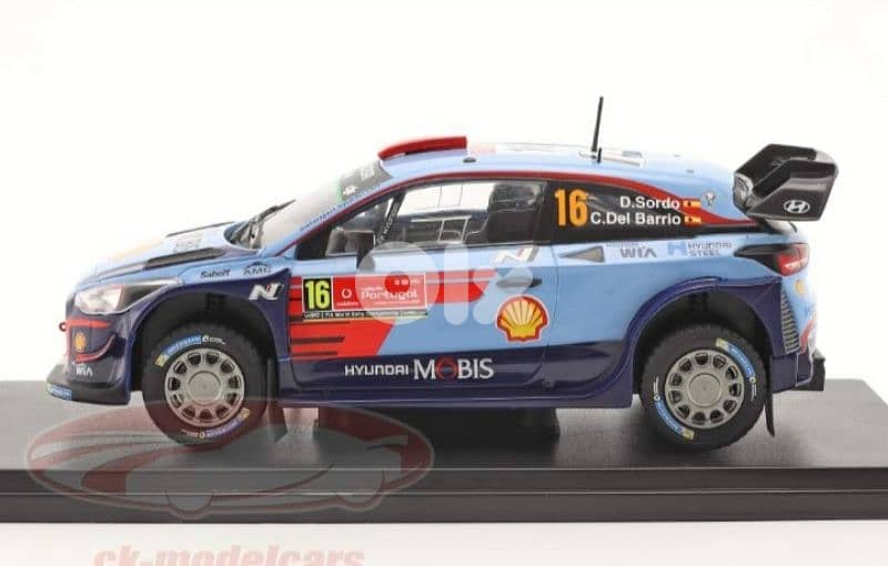 Hyundai I20 WRC Rallye Portugal (2018) diecast car model 1:24. 2