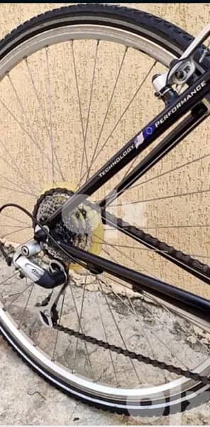 Trek Hybrid Bycicle 1