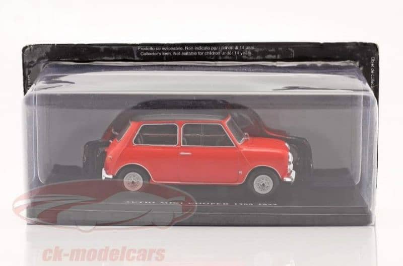 Mini Cooper 1300 (1973) diecast car model 1:24. 5