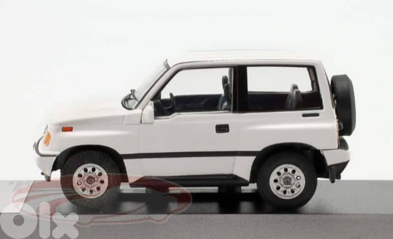 Suzuki Escudo diecast car model 1;43. 2