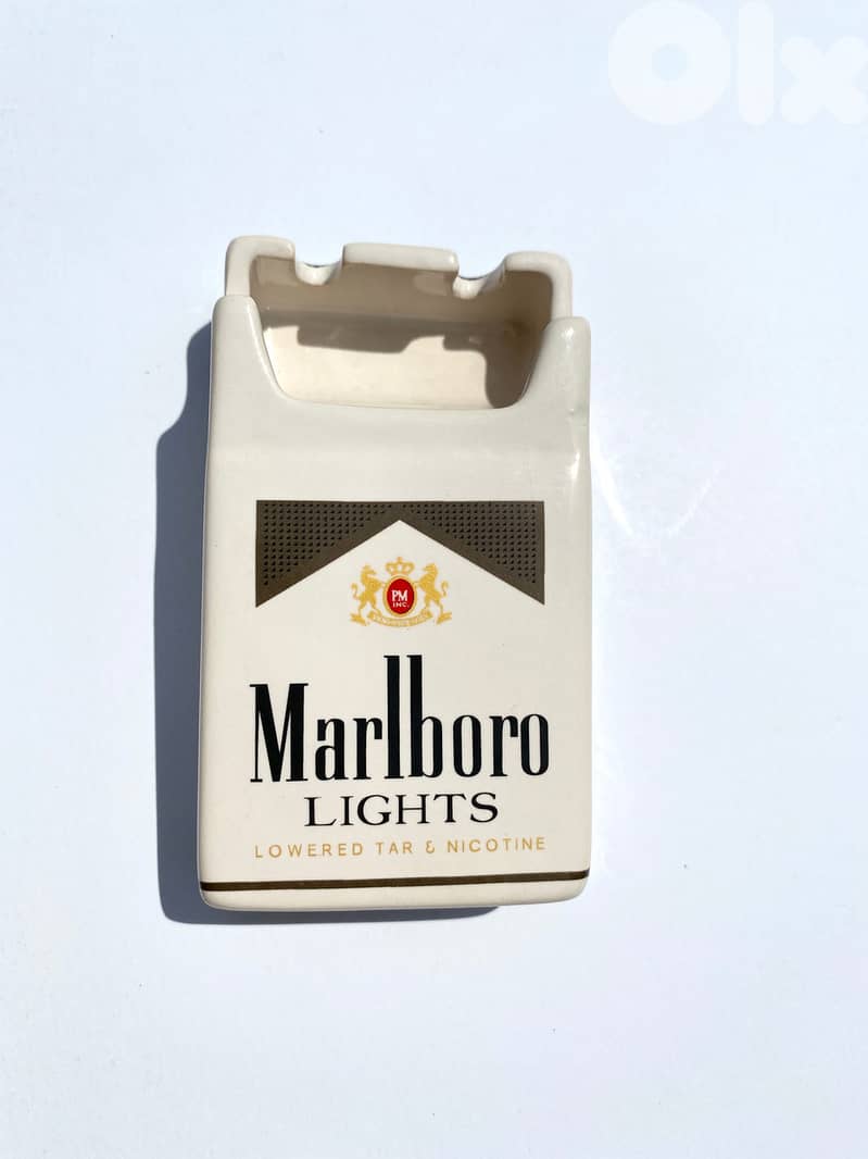 Marlboro / Marlboro  lights vintage ceramic decorative  ashtrays 5