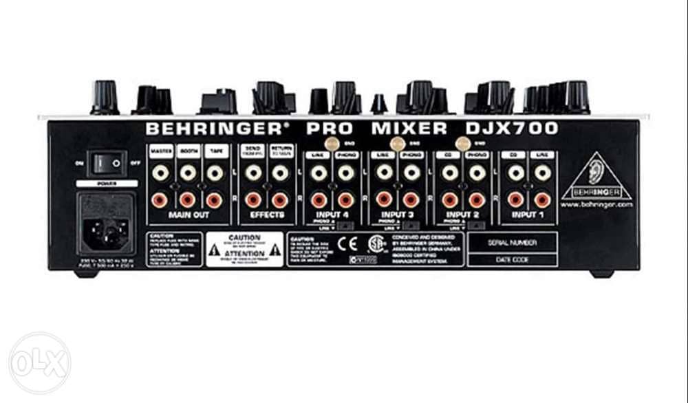Behringer DJX 700 Pro Mixer DJ (5 channels Auto BPM & Digital Effects) 3