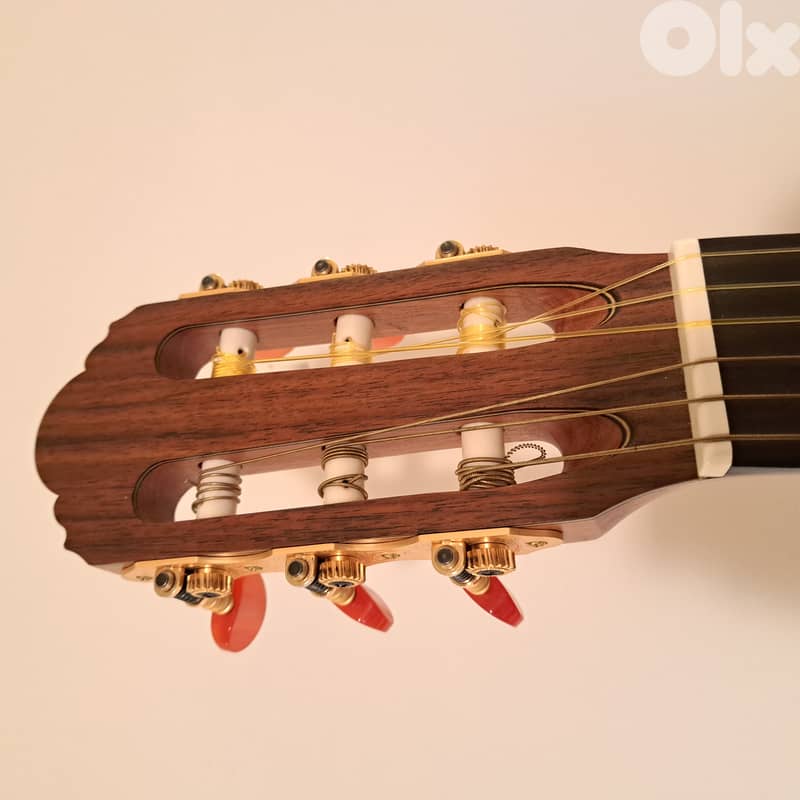 Yamaha  CGBN1 Classic guitar 3