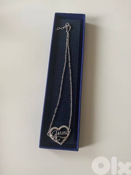 للبيع اكسسوارات وخواتم 0