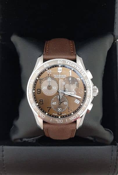 Victorinox Tachymeter for Men 9