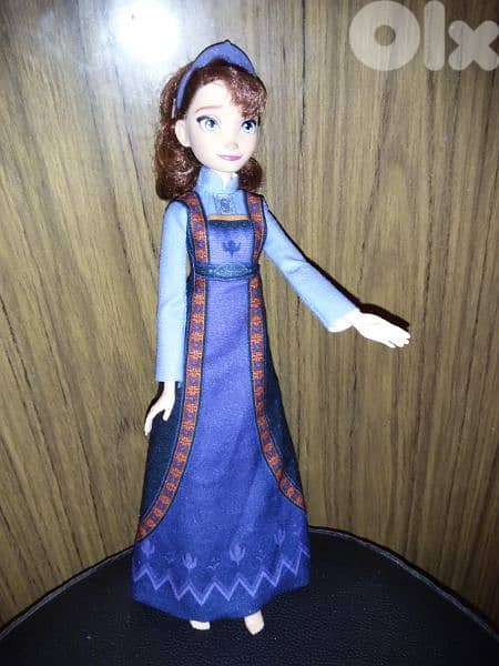 QUEEN IDUNA FROZEN 2 DISNEY Great ARENDELLE COUPLE MOM Rare doll=25$ 7