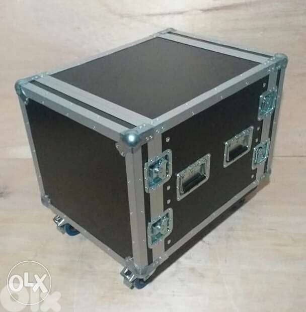 Flight case 10 u double door Depth = 55 + Castors 3