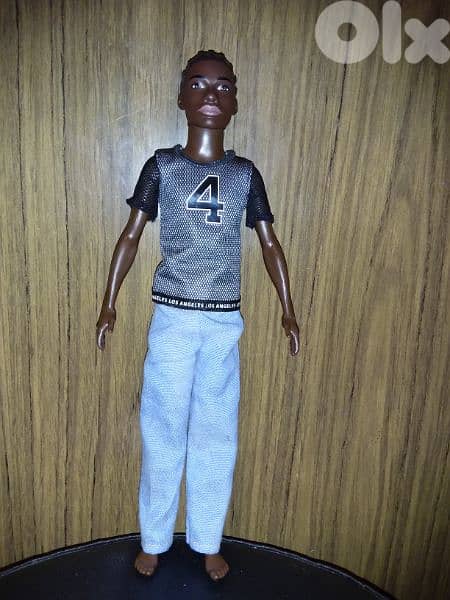 KEN FASHIONISTAS 130 LOS ANGELES JERSEY Mattel 2018 Great doll=17$ 1