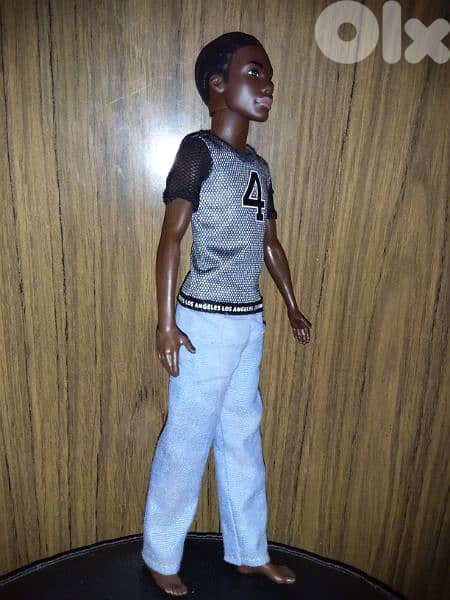 KEN FASHIONISTAS 130 LOS ANGELES JERSEY Mattel 2018 Great doll=17$ 3