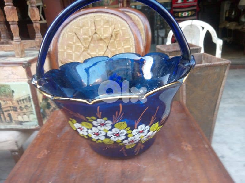 سلة زجاج كحلي مرتب 0