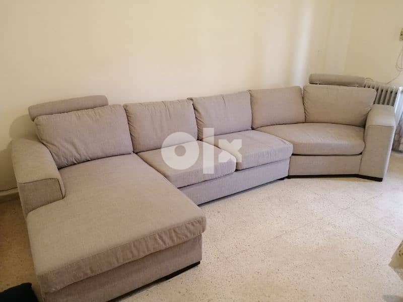corner sofa with agood quality and clean for the best price 1