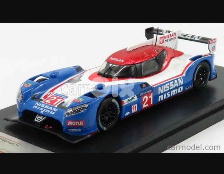 Nissan GT-R Nismo (Le Mans 2015) diecast car model 1;43. 0