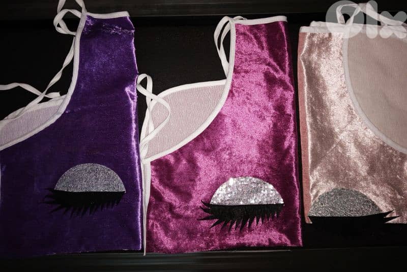 stunning velvet eyelash kitchen apron 2