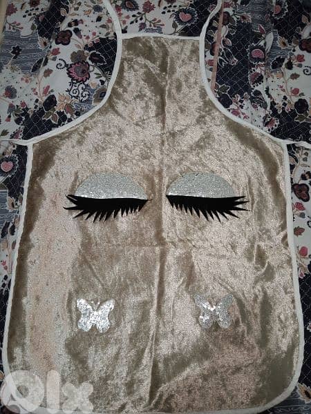 stunning velvet eyelash kitchen apron 7