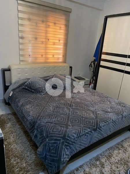 غرفة نوم كاملة ٤٠٠ دولار 2