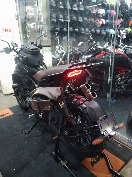 Indian Ftr 1200cc like new 900miles company source cruise control 8
