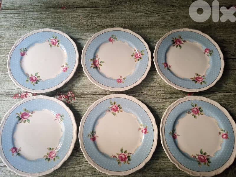 floral desserts and sweets plates and knifes 6