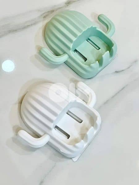 beautiful cactus bathroom hangers 3