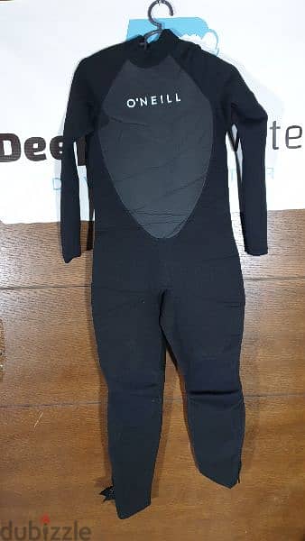 3mm wet suit and 5mm all sizes are available 7