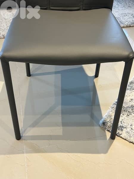 6 dinning chairs, grey color, leather 3