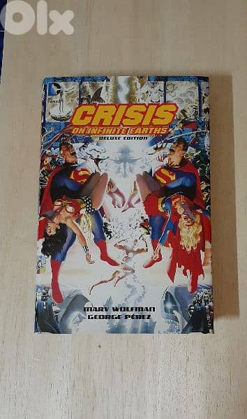 Crisis On Infinite Earths Graphic Novel. 0