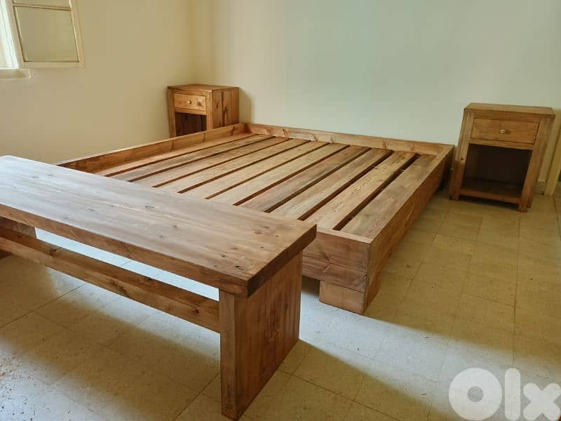 massive pine wood bedroom set غرفة نوم خشب صنوبر روسي 2