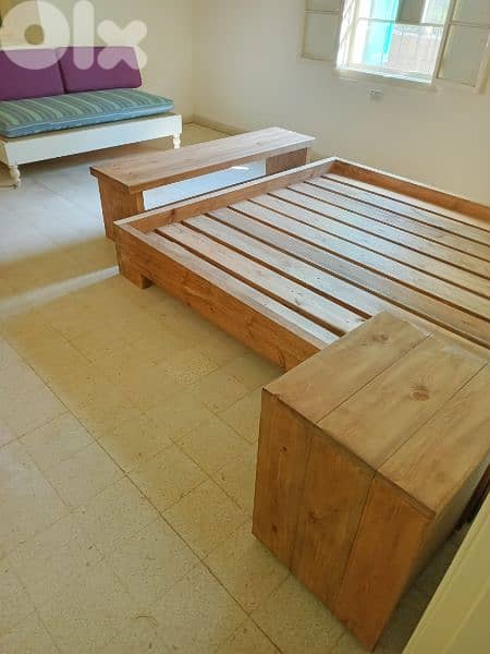 massive pine wood bedroom set غرفة نوم خشب صنوبر روسي 3