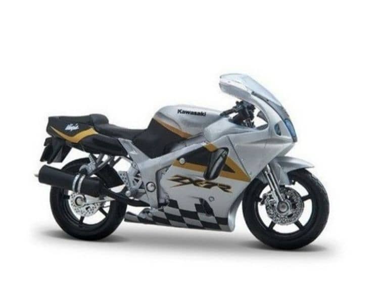 Kawasaki Ninja ZX-7R diecast motorcycle model 1;18. 2