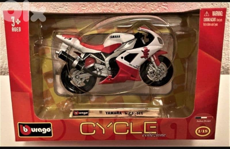 Yamaha YZF-R1 diecast motorcycle model 1;18. 0