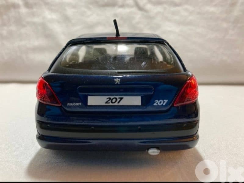 Peugeot 207 diecast car model 1:24. 4