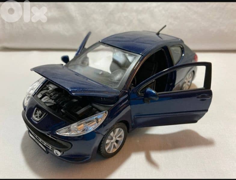 Peugeot 207 diecast car model 1:24. 5