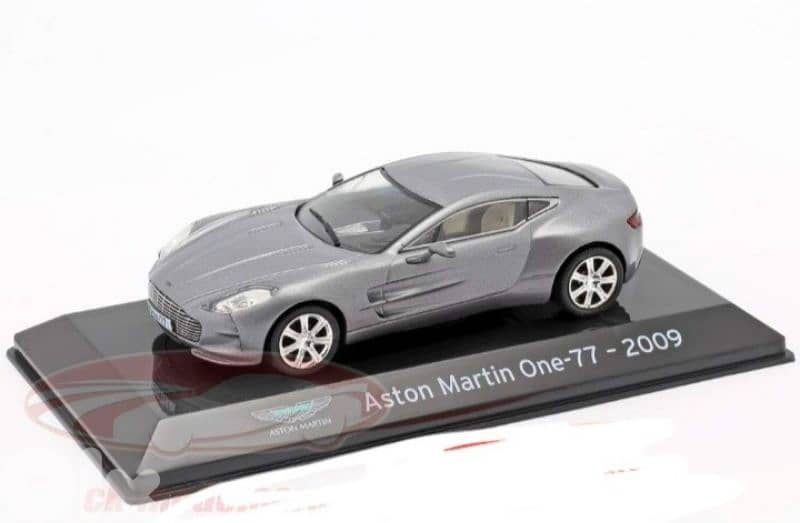 Aston Martin One-77 (2009) diecast car model 1;43. 0