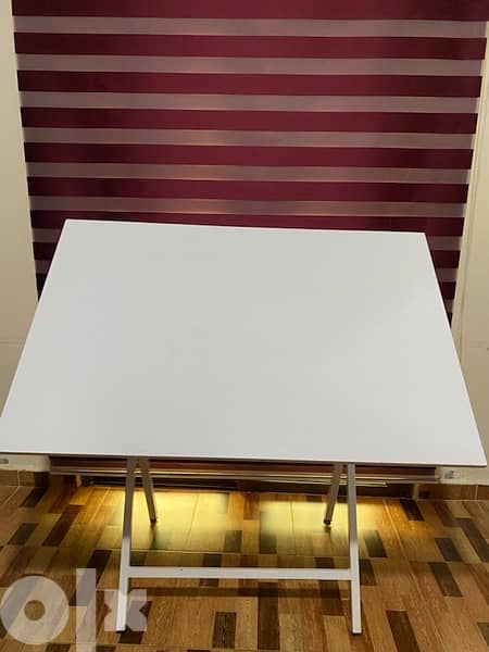 Table for architects , engineers and artists 2